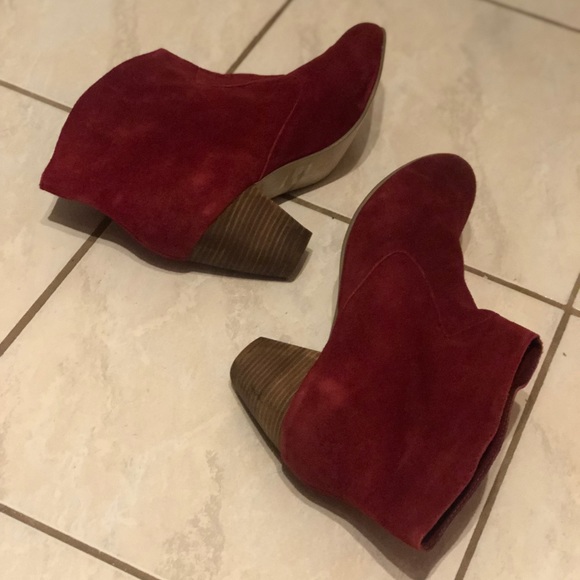 Ecote suede ankle boots - Picture 7 of 8